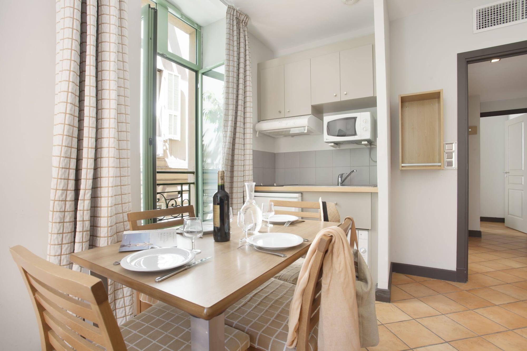 Appart'Hotel Odalys City - Nice Centre Экстерьер фото