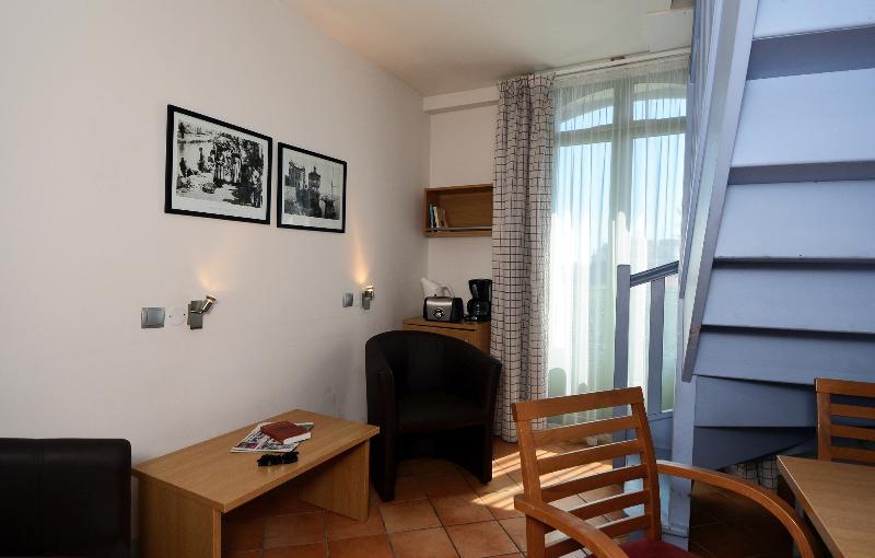 Appart'Hotel Odalys City - Nice Centre Экстерьер фото